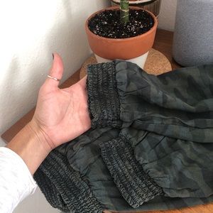 American Eagle Outfitters Pants - Cozy Camo jogger style Pants American Eagle Outfitters Pants - Cozy Camo jogger style Pants